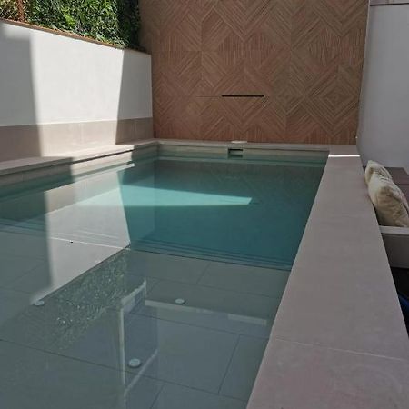 Ms4 Apartamentos Nervion Sevilla Eksteriør bilde