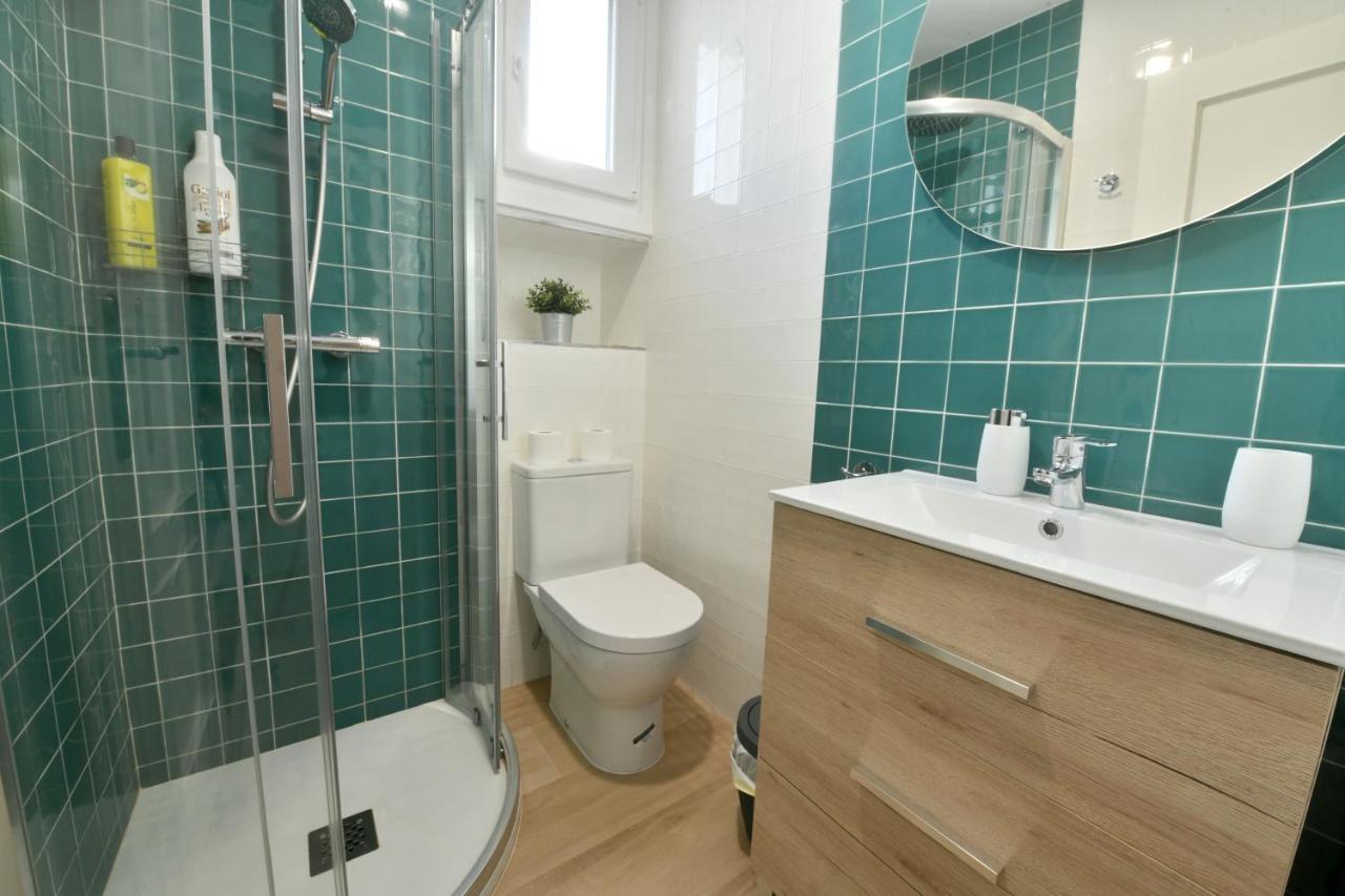 Ms4 Apartamentos Nervion Sevilla Eksteriør bilde