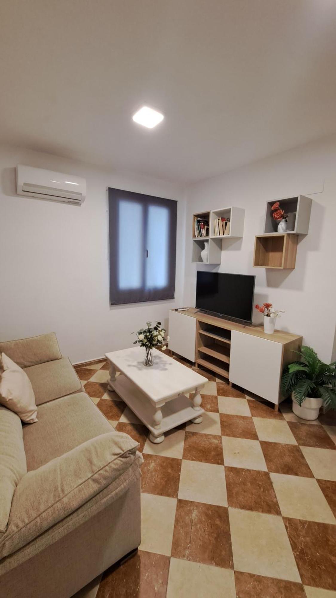 Ms4 Apartamentos Nervion Sevilla Eksteriør bilde